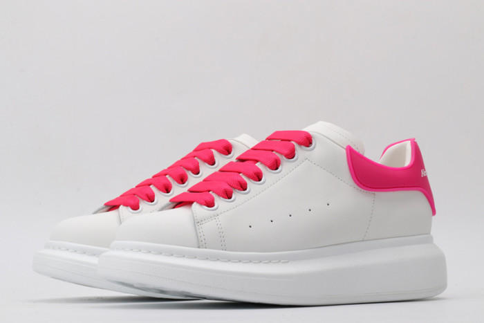 alex mcqu sneakers
