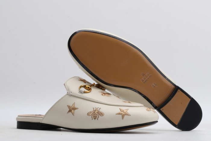 guc loafer