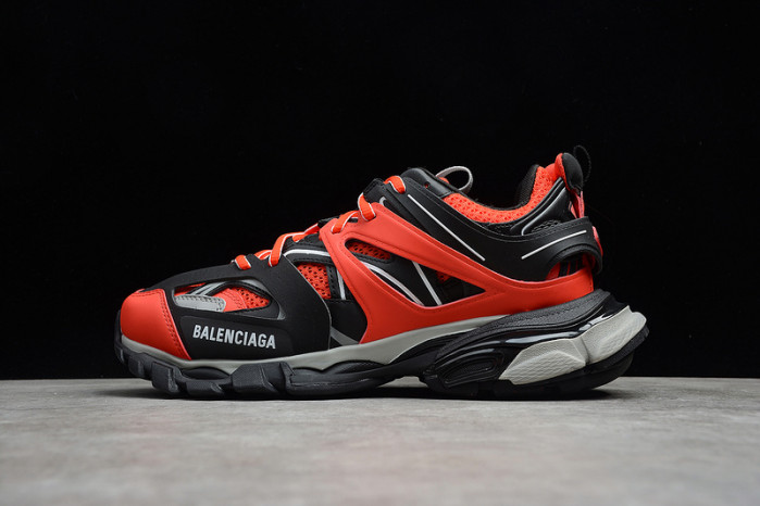bl tess s. gomma track low sneakers red black 022509
