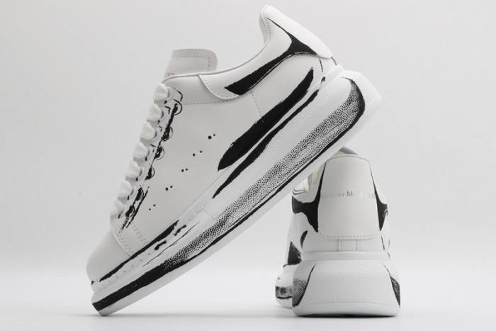 alex mcqu sneakers