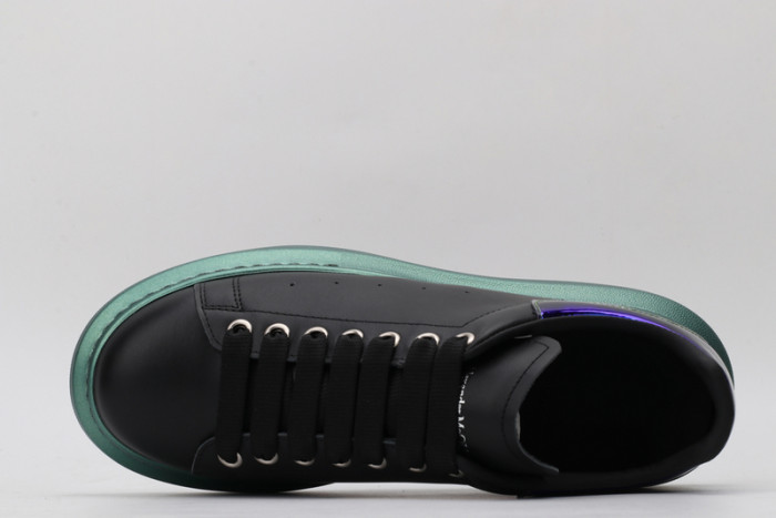 alex mcqu sneakers