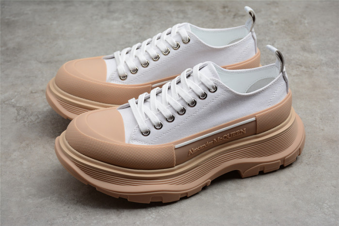 alex mcqu sneakers