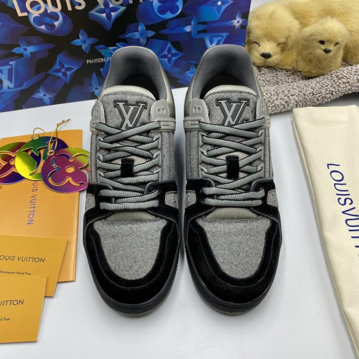 lovt sneaker