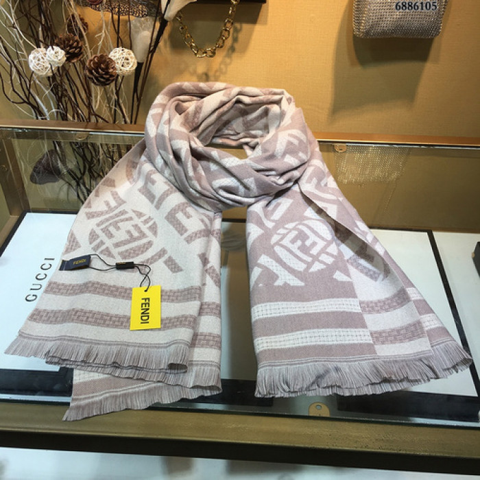 F**di scarf