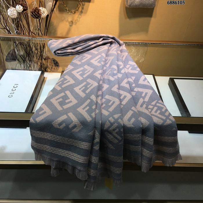 F**di scarf