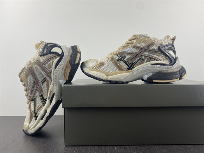 Ba*len*cia*ga runner beige black white 677403w3rn1 1125