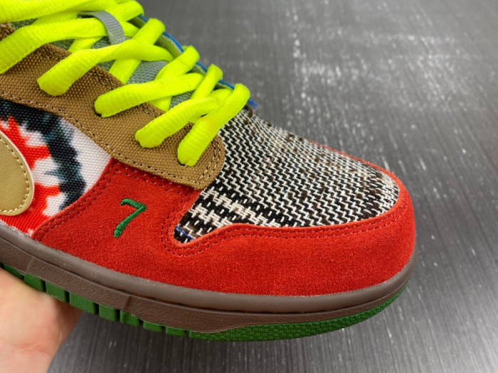 dunk low “what the” 318403-141