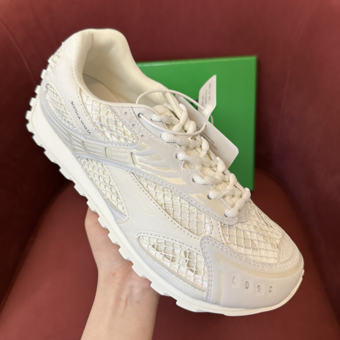 b0tte*a Ven*ta orbit sneaker bv013